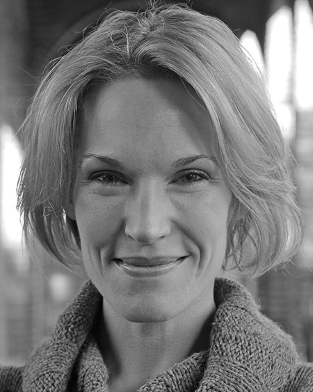 Sara Pecknold